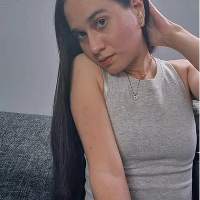 Paige (@paigeaily) OnlyFans Model Profile & Stats